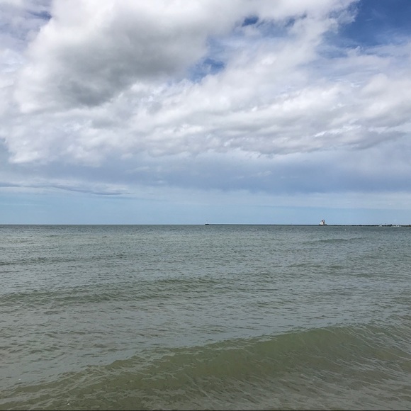 Meet your Posher, Elisah - Picture 2 of 2